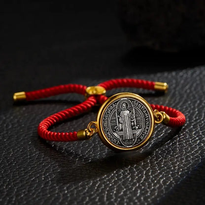 Pulsera de Protección San Benito con Cordón Rojo